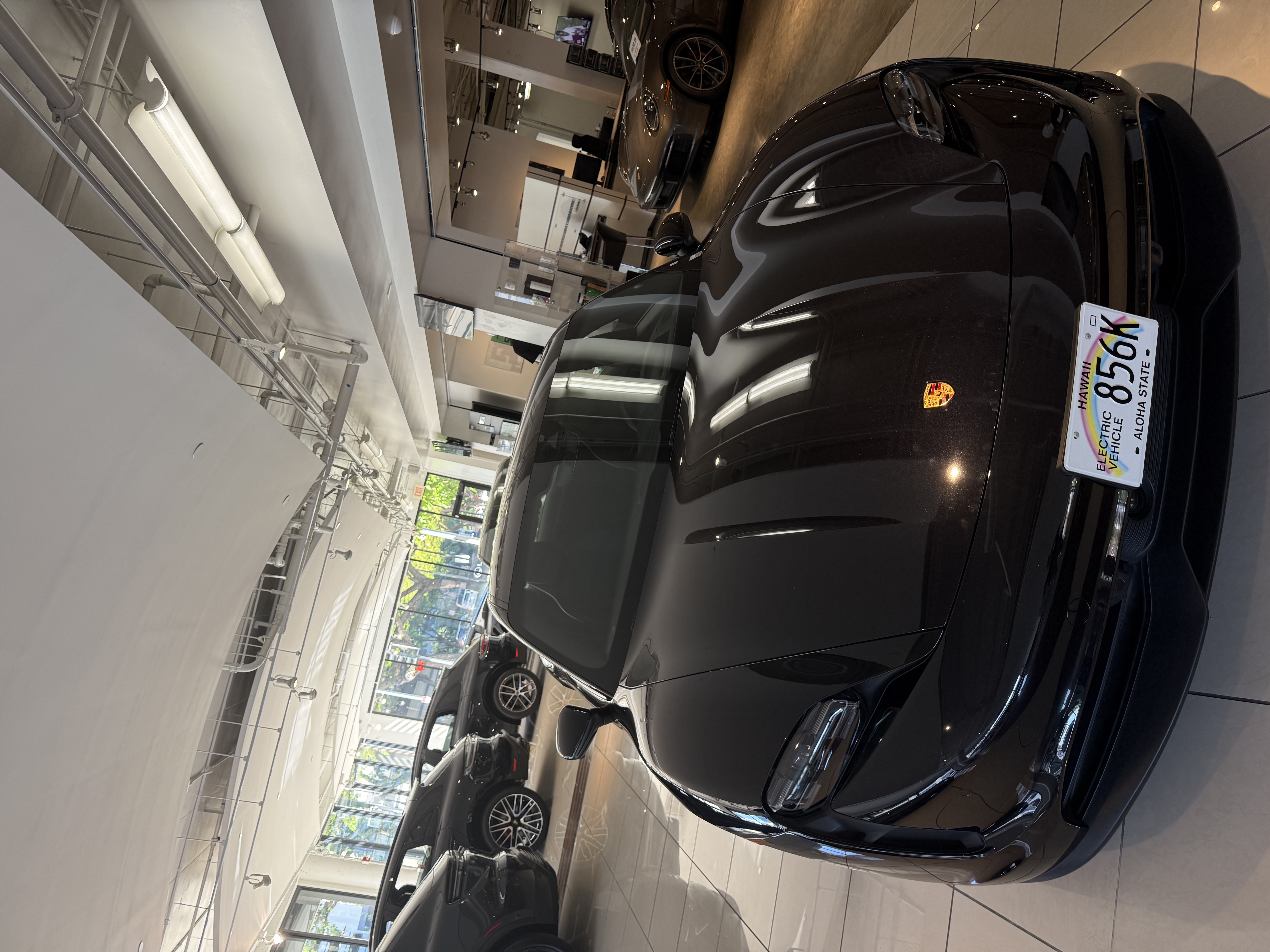 Used 2022 Porsche Taycan RWD image 6