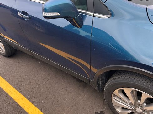 Used 2019 Buick Encore Preferred w/ Safety Package image 2