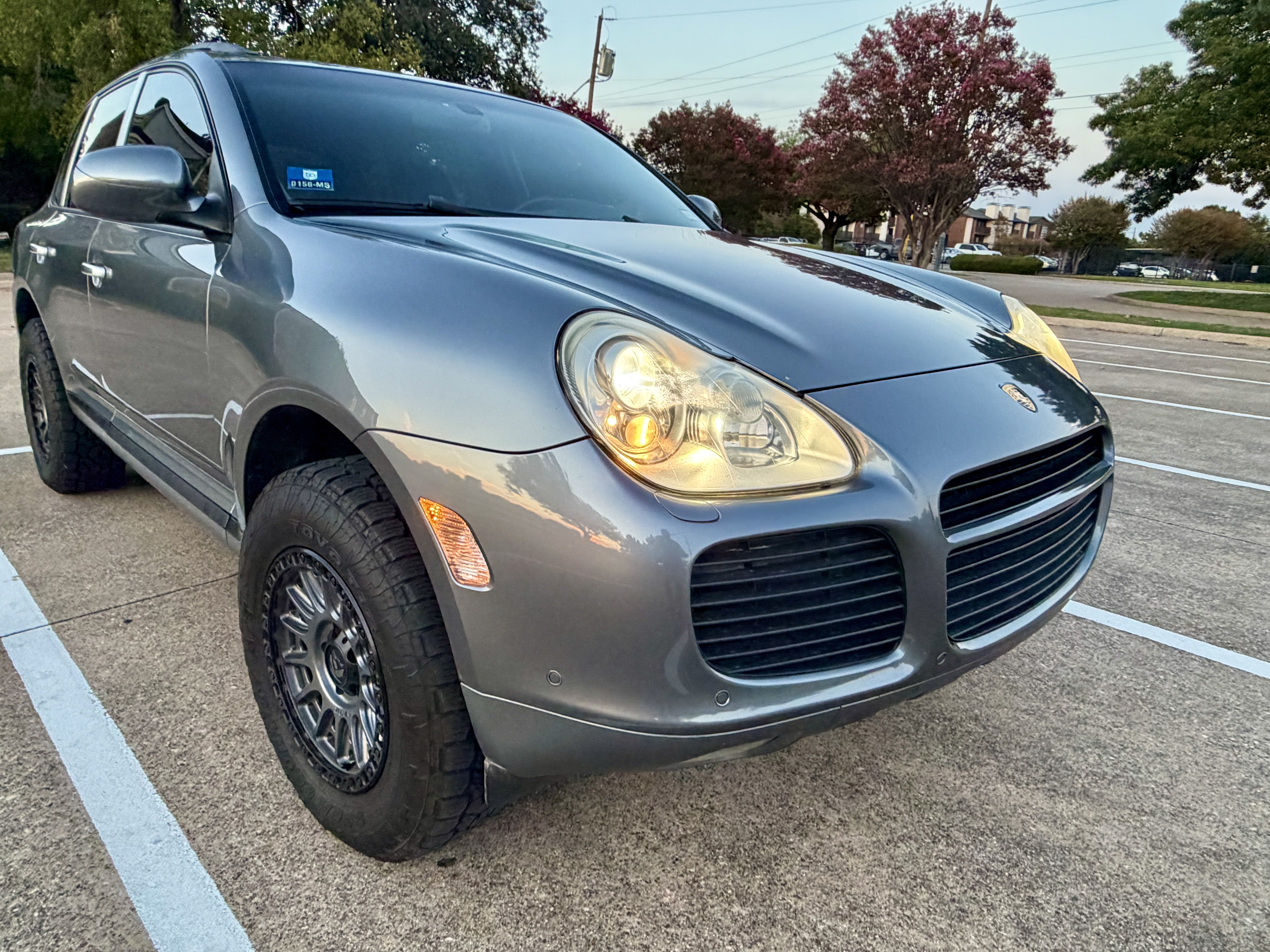 Used 2005 Porsche Cayenne Turbo AWD/4WD image 9