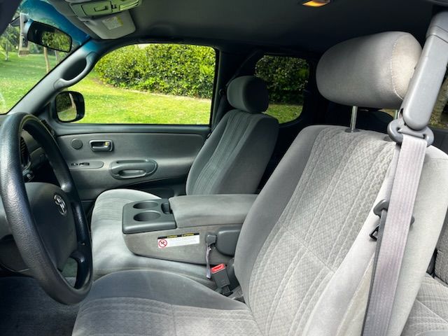 Used 2004 Toyota Tundra SR5 RWD image 4