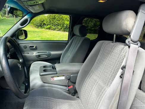 Used 2004 Toyota Tundra SR5 RWD image 4