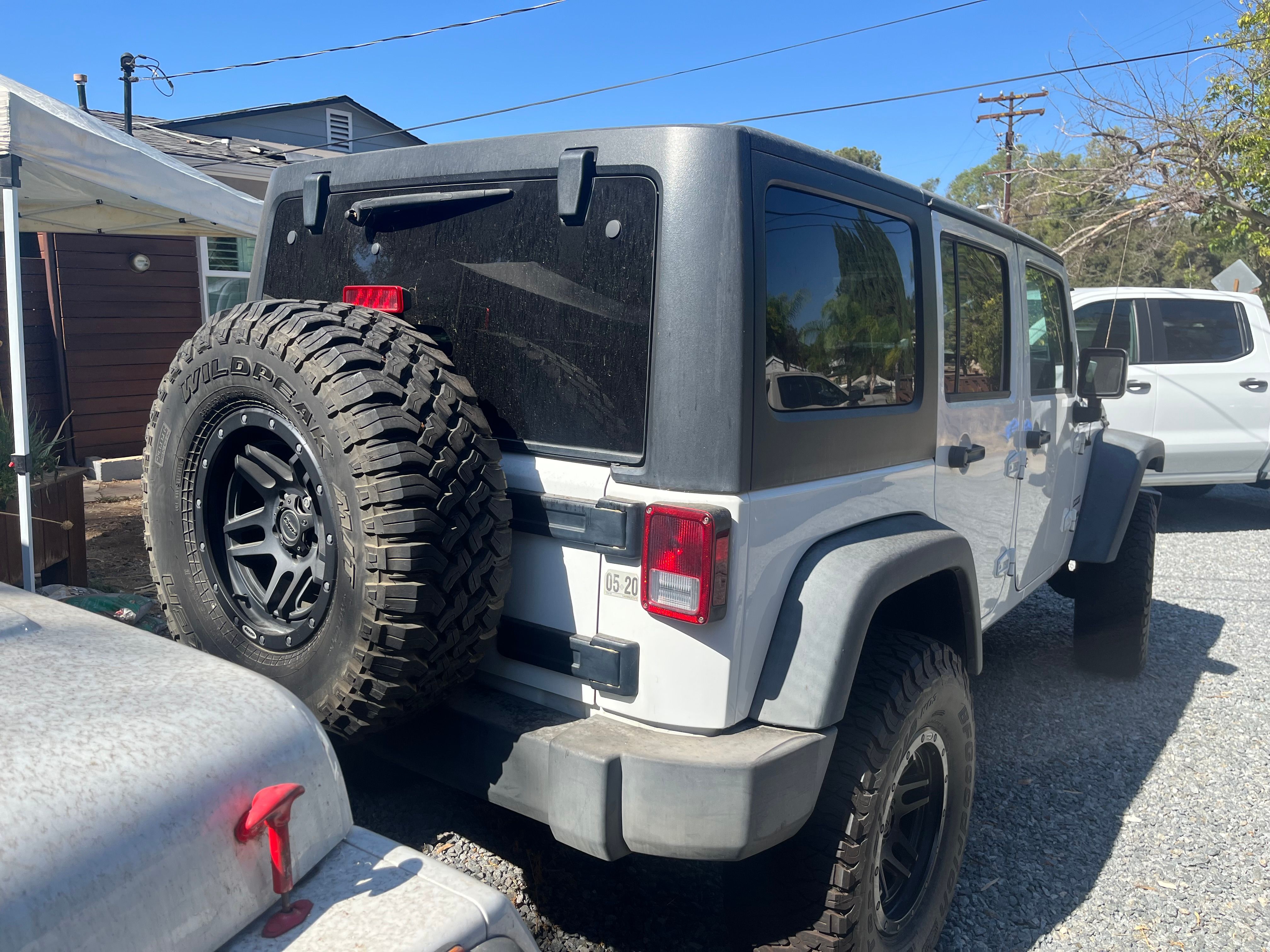 Used 2018 Jeep Wrangler Unlimited Sport S AWD/4WD image 2