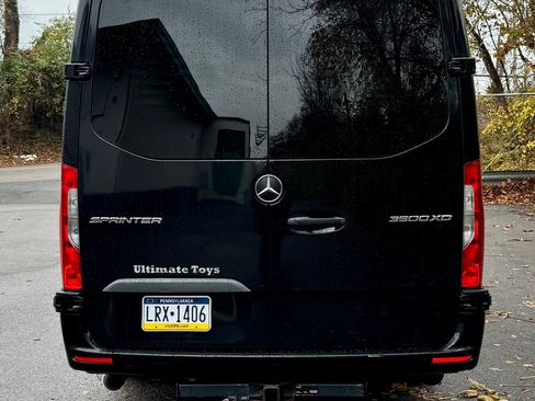 Used 2020 Mercedes-Benz Sprinter 3500 image 14