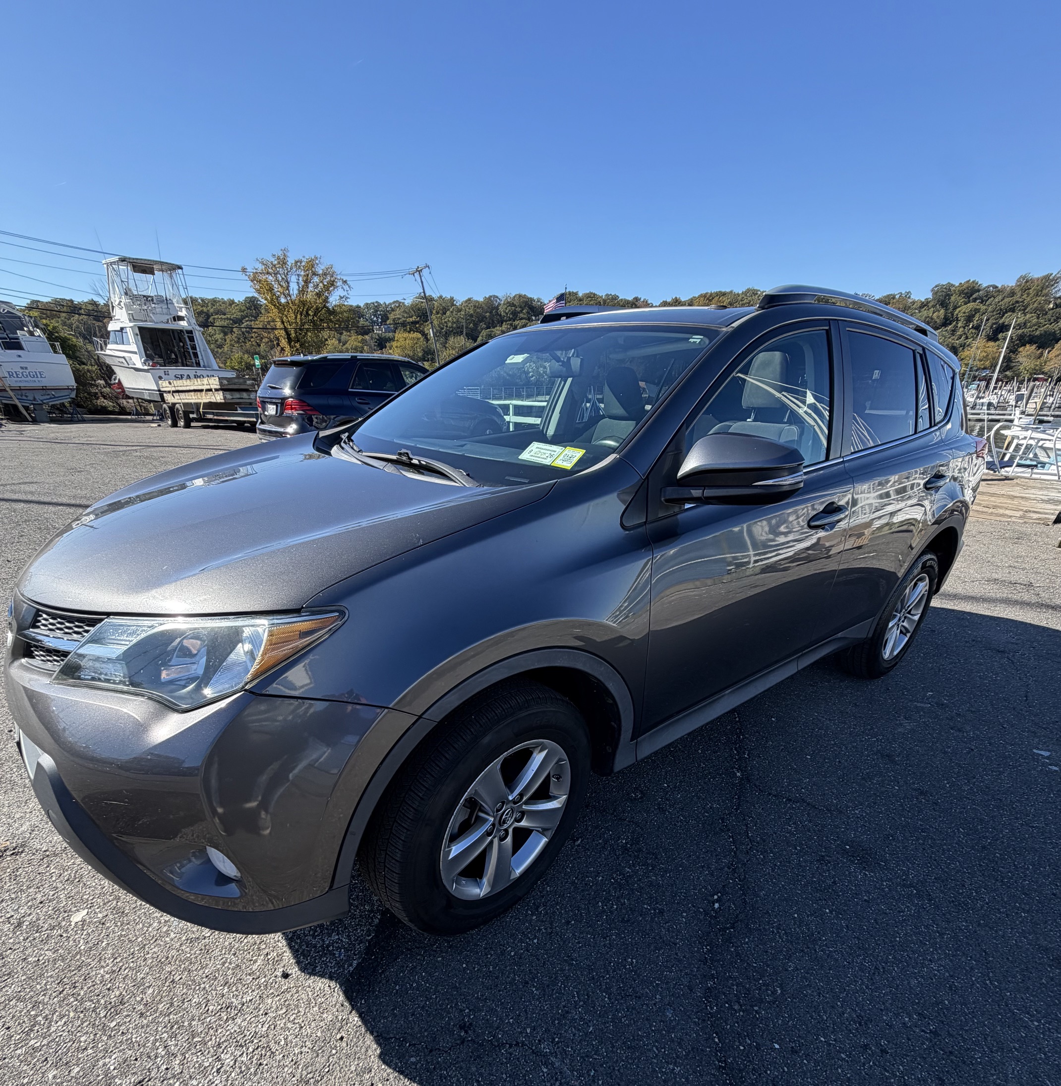 Used 2015 Toyota RAV4 XLE FWD image 1