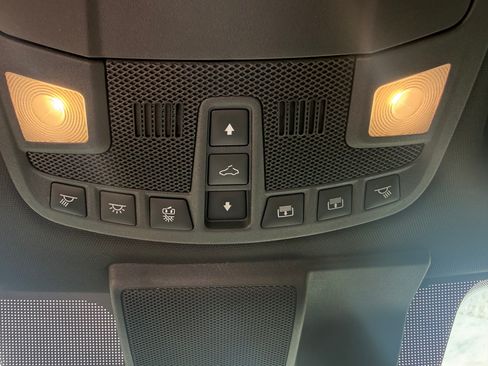 Used 2019 Ford F150 Platinum w/ Technology Package AWD/4WD image 20