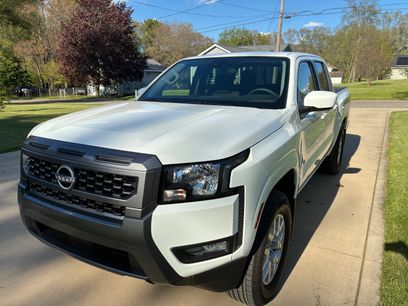 Used 2025 Nissan Frontier SV w/ SV Convenience Package
