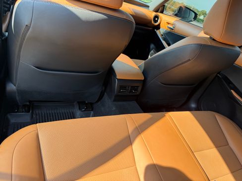 Used 2022 Lexus IS 300 AWD w/ Comfort Package image 13
