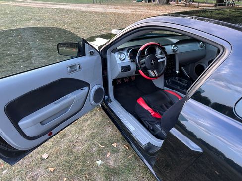 Used 2007 Ford Mustang GT Premium image 15