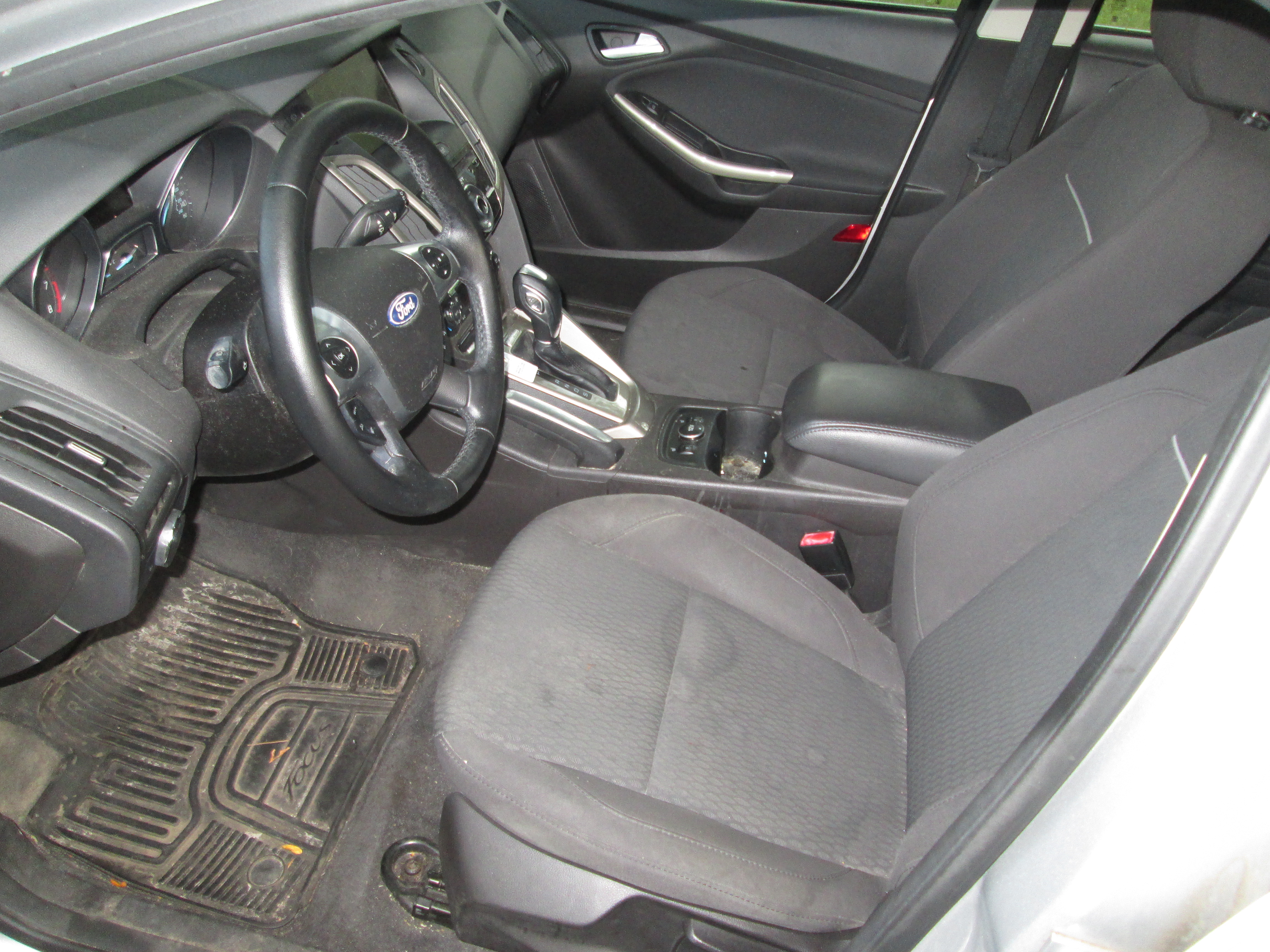 Used 2012 Ford Focus SEL FWD image 6