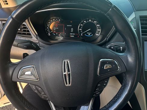 Used 2018 Lincoln MKC Black Label w/ Lincoln MKC Climate Package AWD/4WD image 13