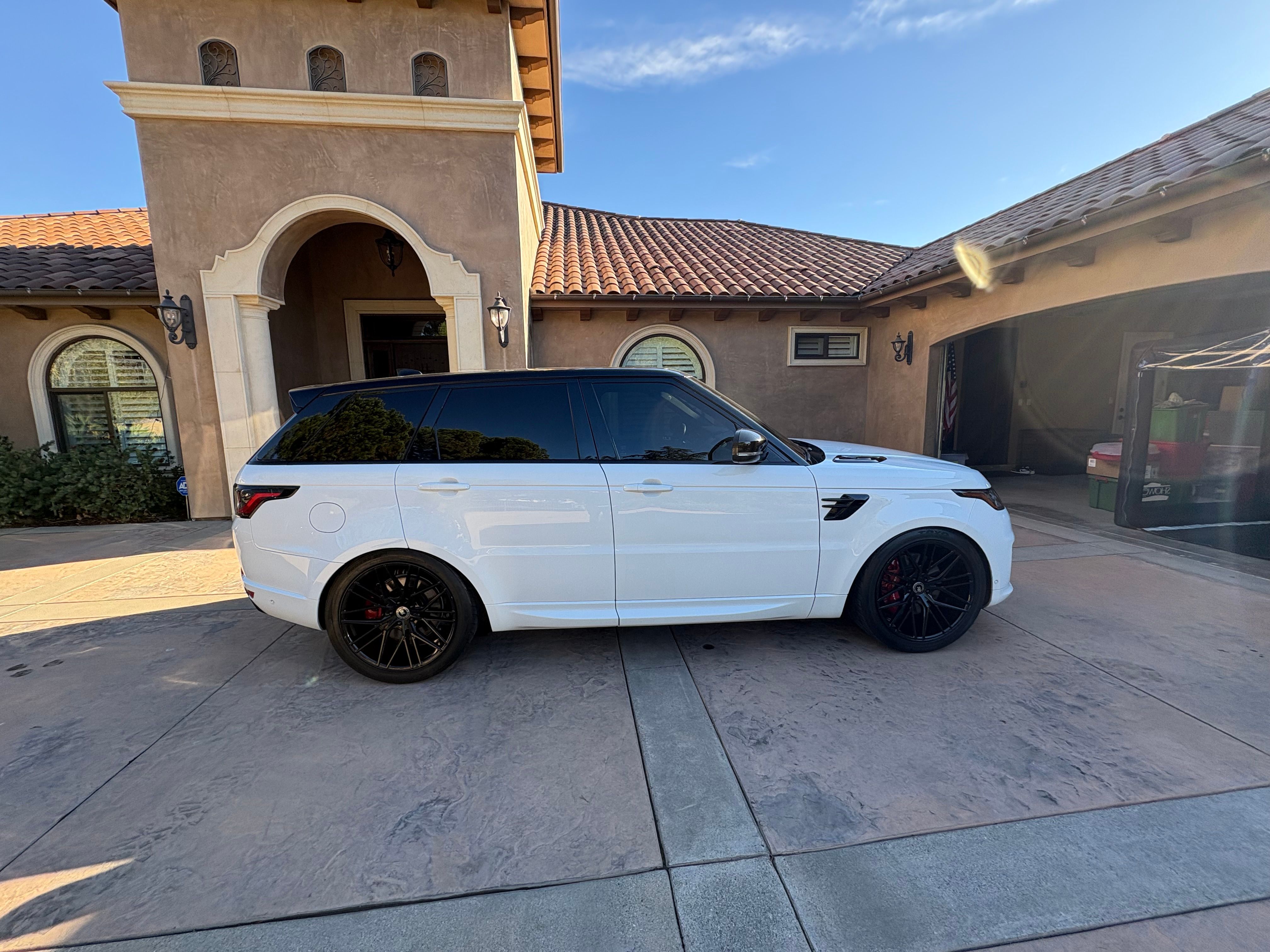 Used 2022 Land Rover Range Rover Sport HSE Dynamic AWD/4WD image 5