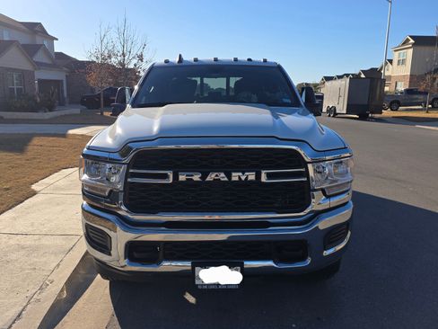 Used 2024 RAM 2500 Tradesman w/ Chrome Appearance Group image 2