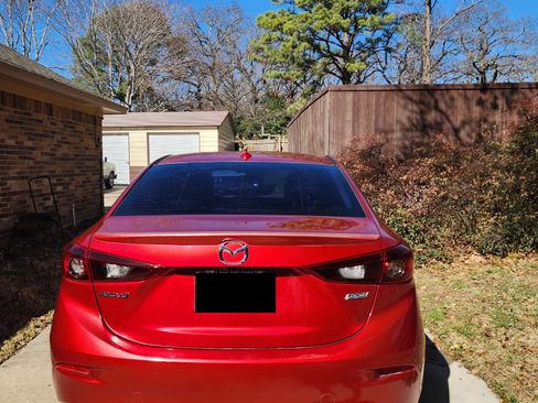 Used 2017 MAZDA MAZDA3 Touring w/ Popular Equipment Package image 1