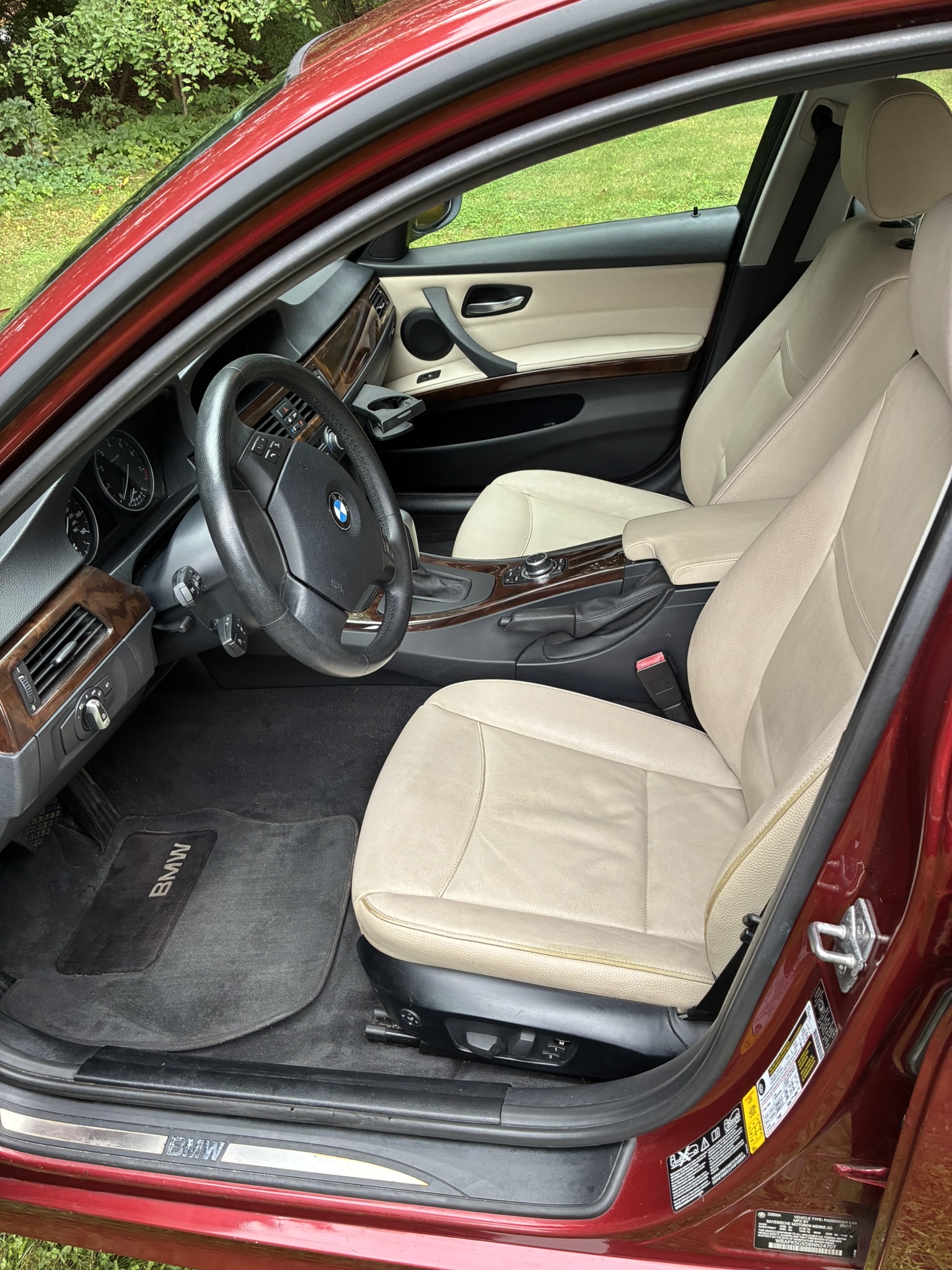 Used 2011 BMW 328i xDrive Sedan AWD/4WD image 16