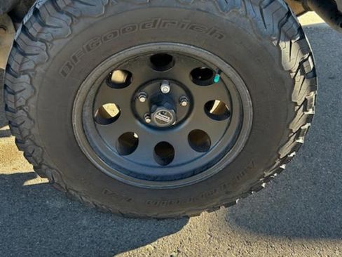 Used 2017 Jeep Wrangler Unlimited Sport w/ Quick Order Package 24S image 8