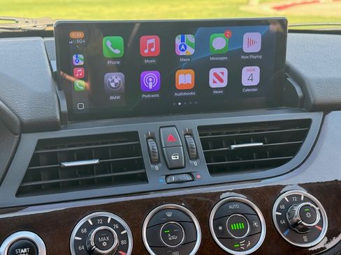 Used 2012 BMW Z4 sDrive28i image 23