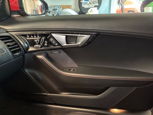Used 2015 Jaguar F-TYPE S RWD image 15
