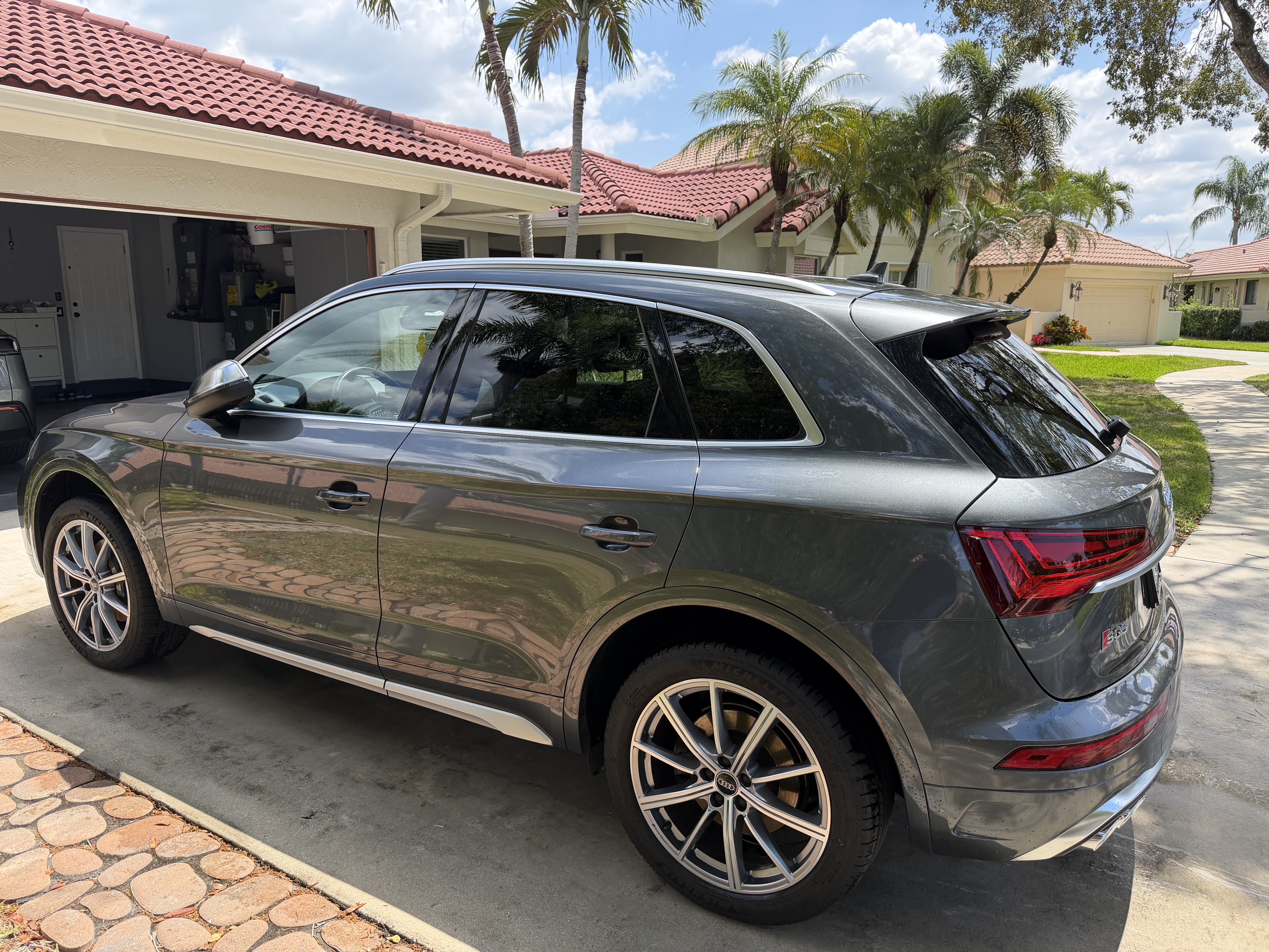 Used 2021 Audi SQ5 Premium Plus w/ Premium Plus Package AWD/4WD image 4