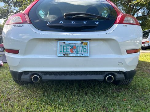 Used 2011 Volvo C30 image 15