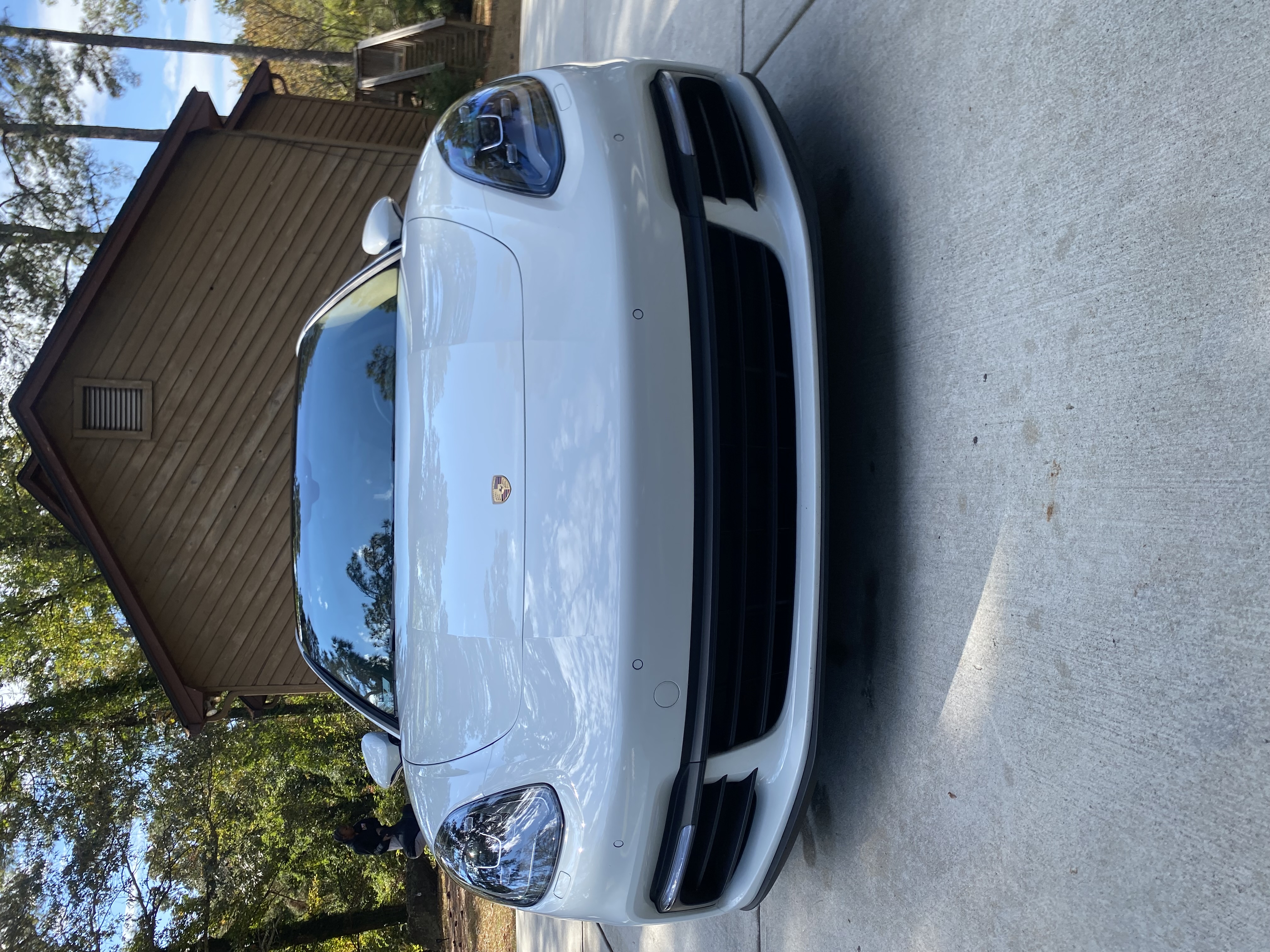 Used 2018 Porsche Panamera 4 AWD/4WD image 4