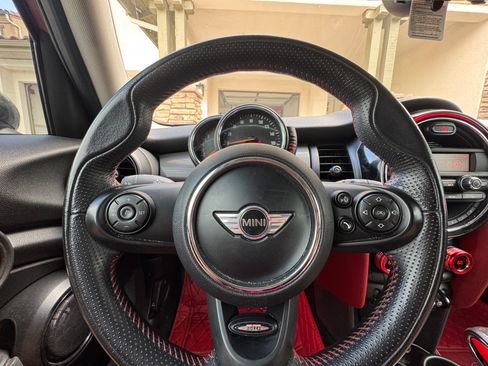 Used 2016 MINI Cooper 4-Door Hardtop FWD image 17