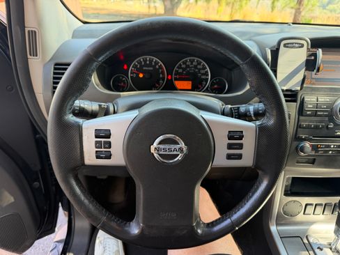 Used 2012 Nissan Pathfinder Silver RWD image 14