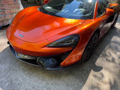 Used 2017 McLaren 570S Coupe image 5