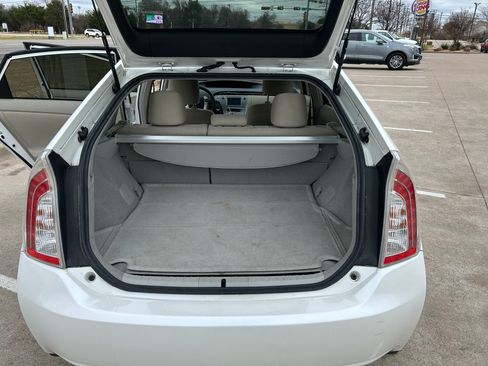 Used 2012 Toyota Prius Three image 5