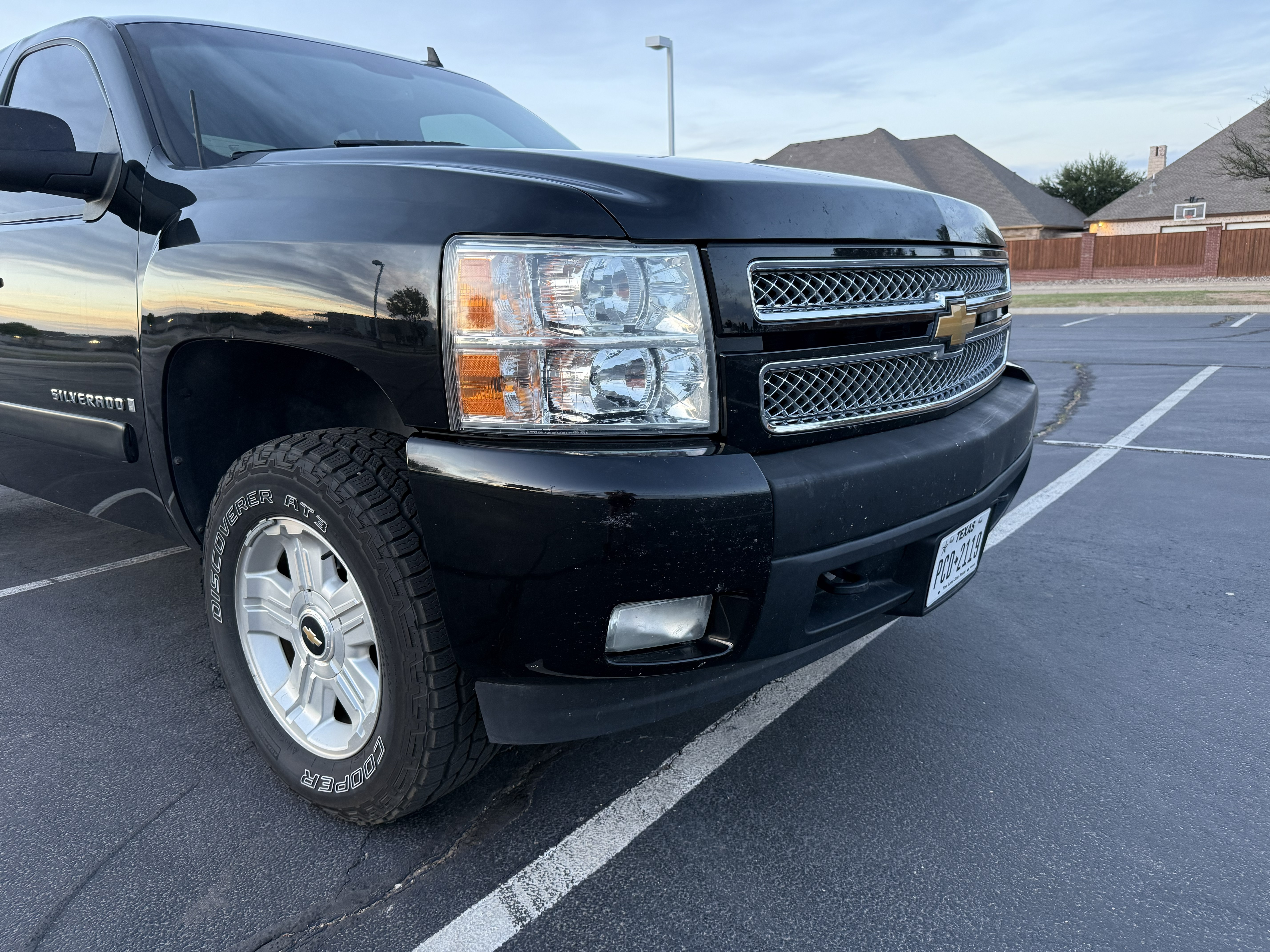 Used 2008 Chevrolet Silverado 1500 LT w/ Suspension Package, Off-Road AWD/4WD image 12