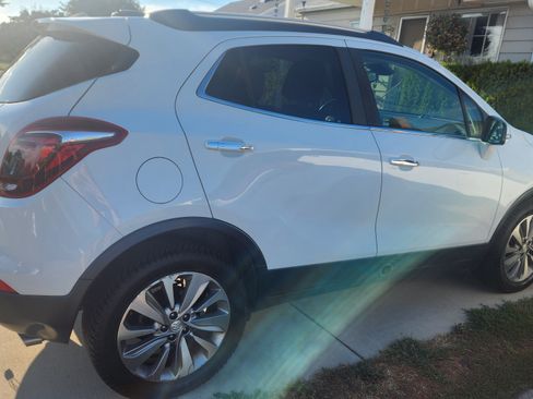 Used 2017 Buick Encore Preferred image 4