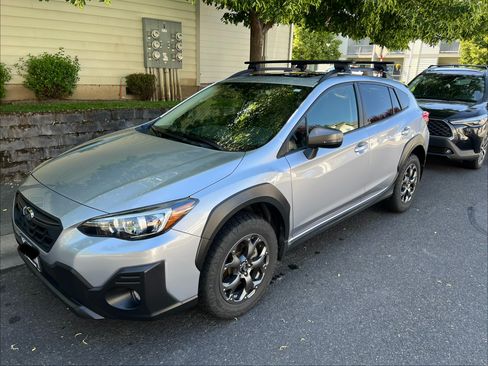 Used 2022 Subaru Crosstrek 2.5i Sport w/ Moonroof Package AWD/4WD image 1