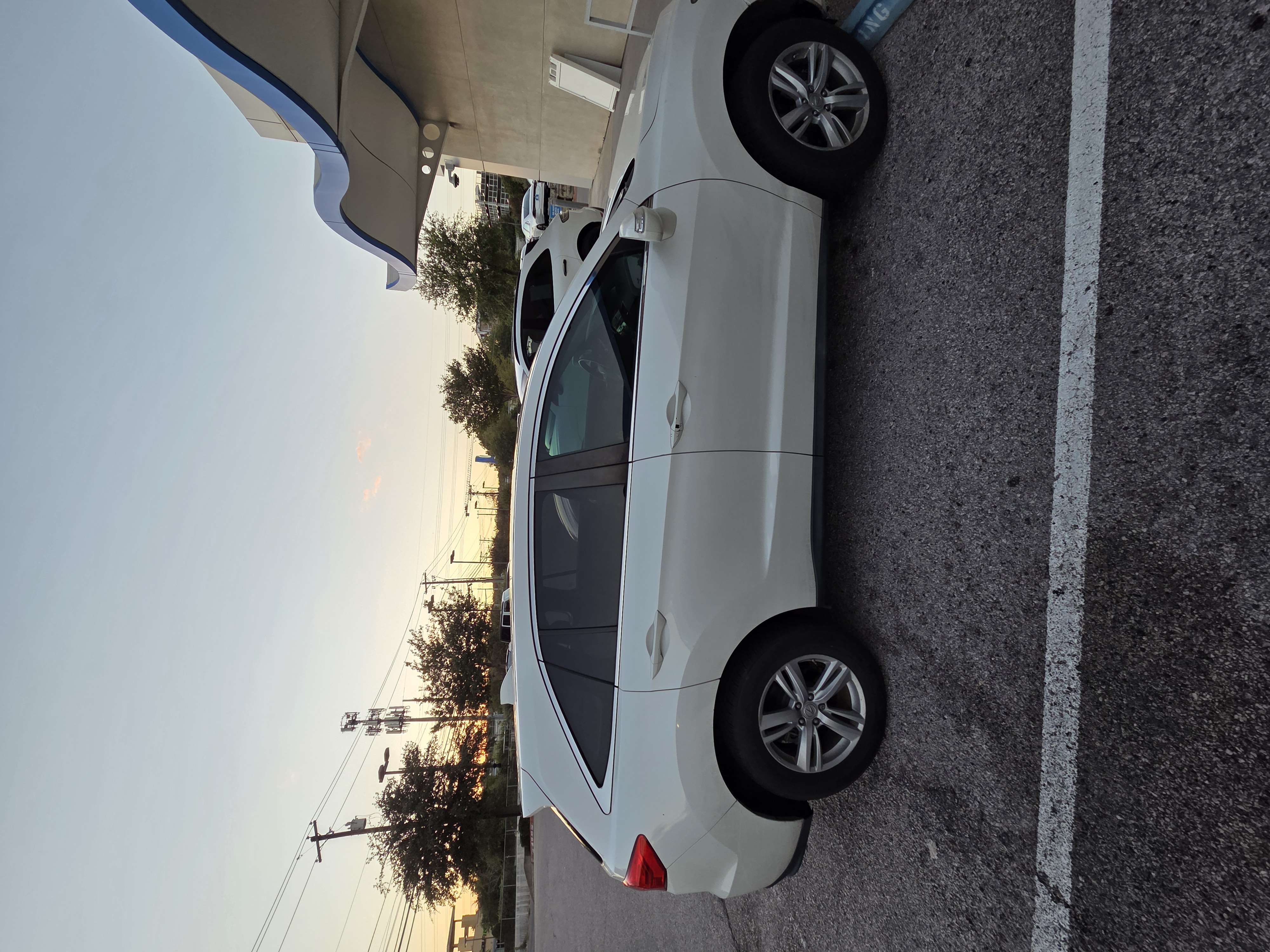 Used 2013 Acura RDX w/ Technology Package FWD image 2