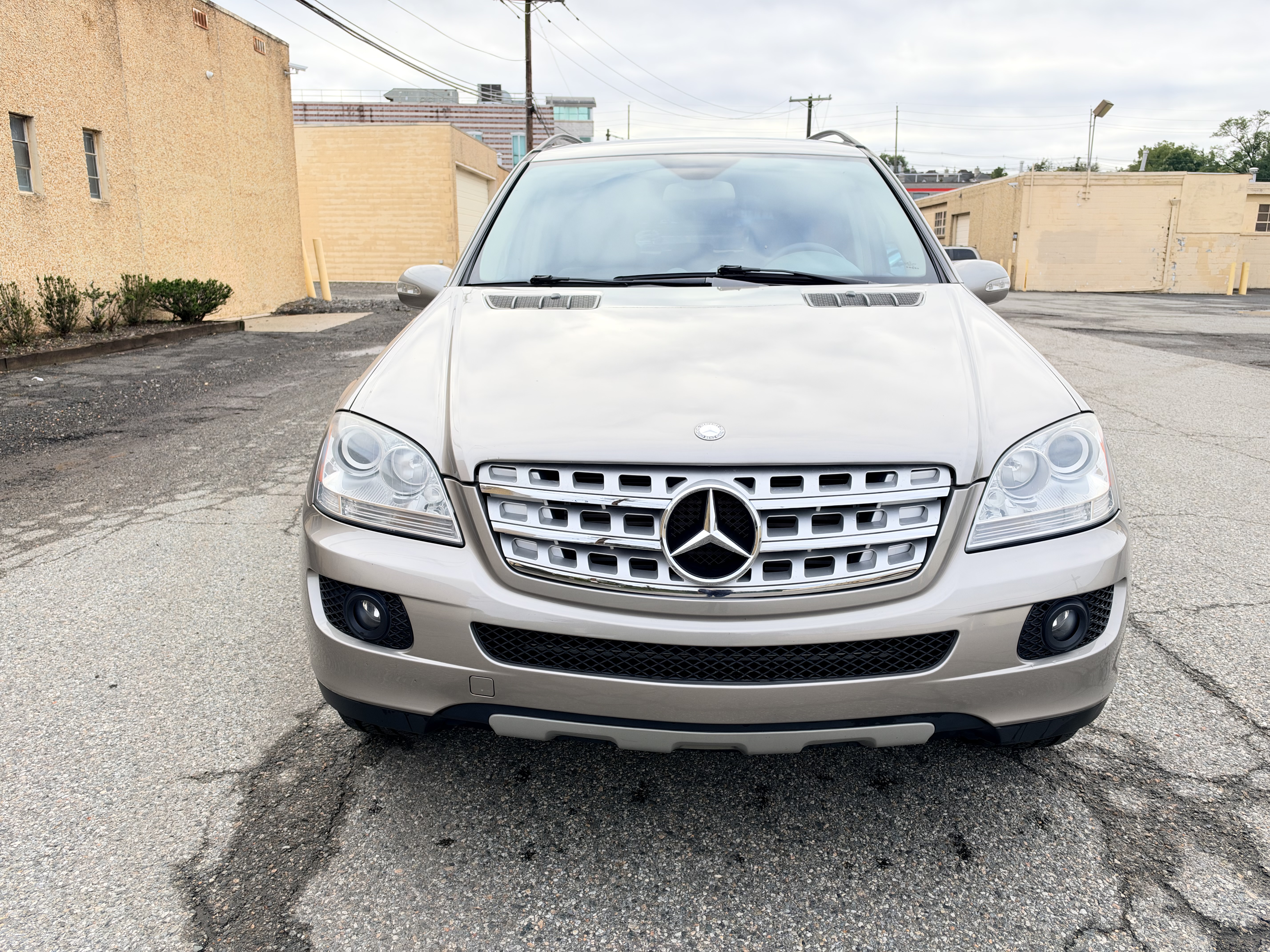 Used 2008 Mercedes-Benz ML 320 4MATIC image 2
