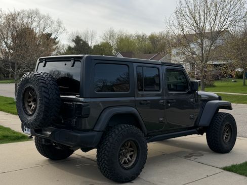 Used 2021 Jeep Wrangler Unlimited Sport AWD/4WD image 5