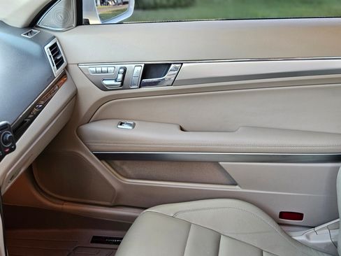 Used 2010 Mercedes-Benz E 350 Coupe image 16