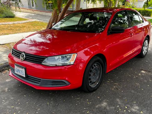 Used 2012 Volkswagen Jetta S image 1
