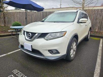 Used 2015 Nissan Rogue SV