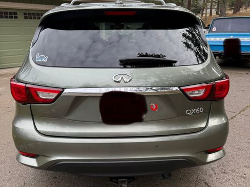 Used 2017 INFINITI QX60 Luxe w/ Deluxe Technology Package image 4