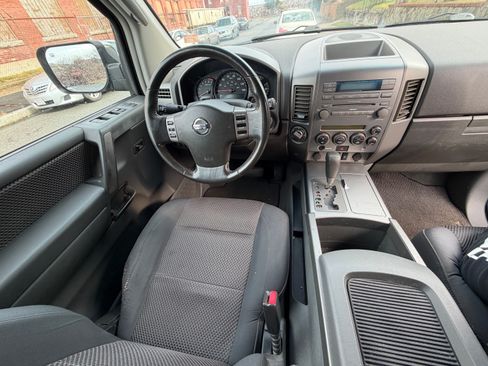 Used 2006 Nissan Armada SE w/ (H01) Bose Pkg image 11