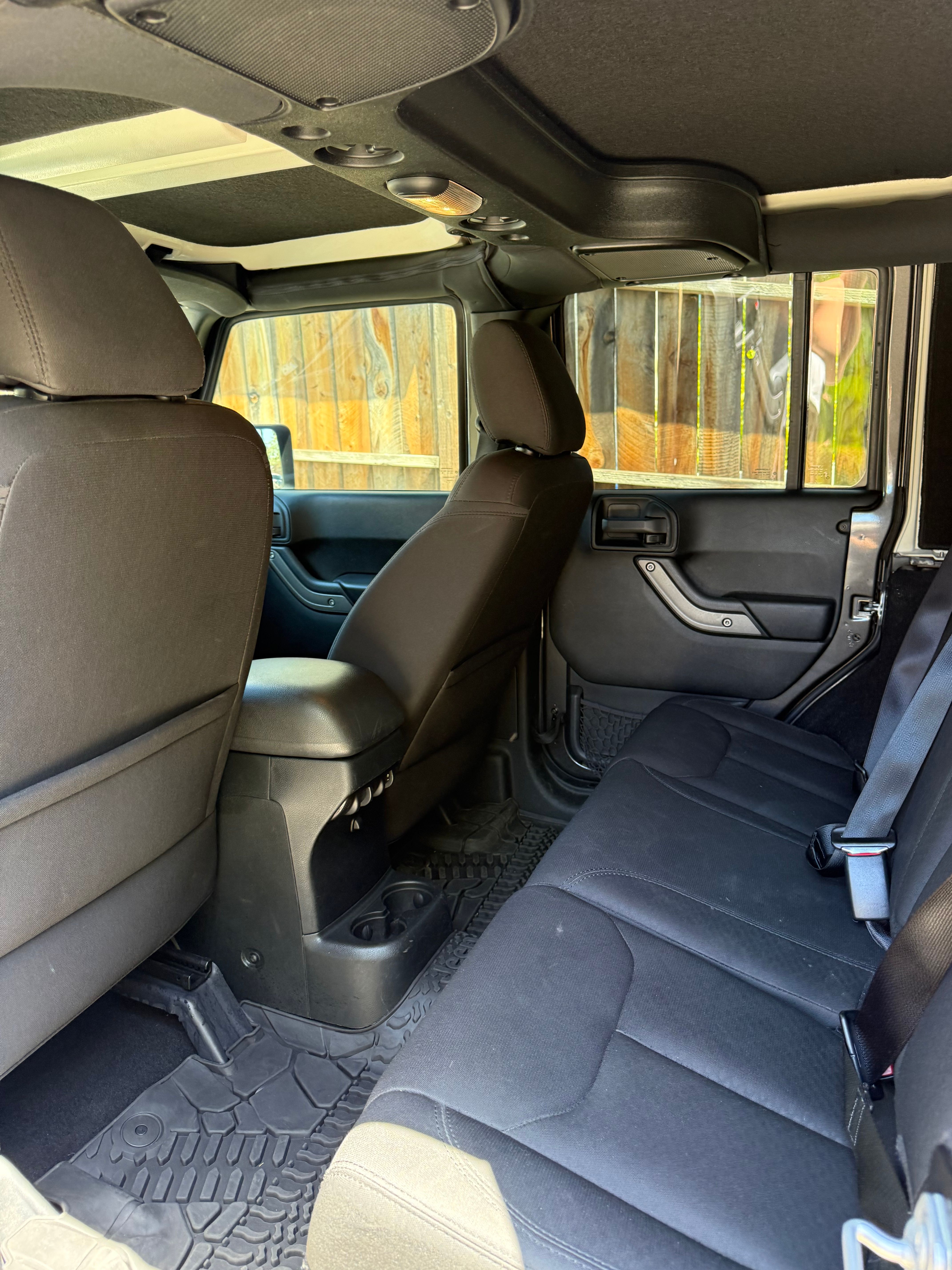 Used 2016 Jeep Wrangler Unlimited Sport w/ Quick Order Package 23S AWD/4WD image 10
