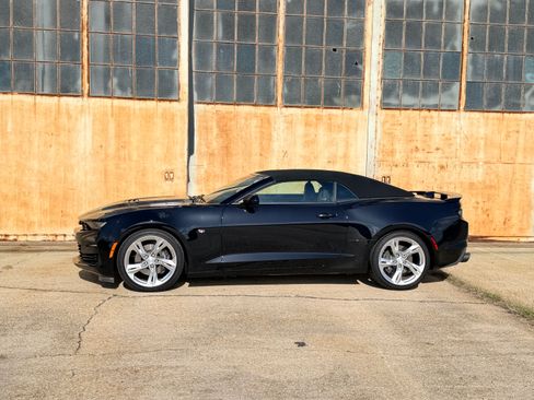 Used 2023 Chevrolet Camaro SS RWD image 6