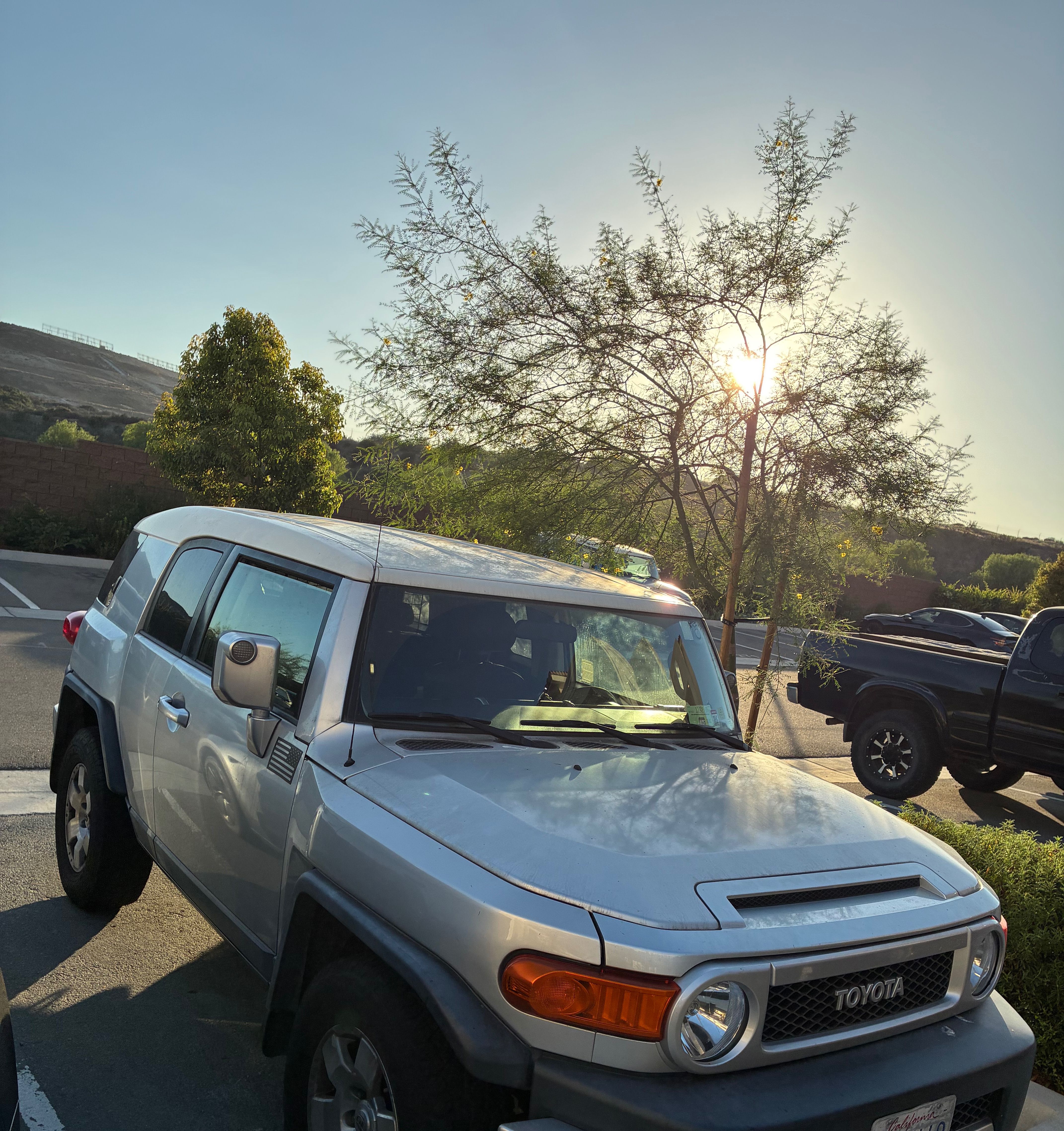Used 2008 Toyota FJ Cruiser 2WD w/ Convenience Pkg image 1