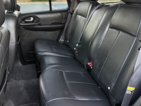 Used 2006 Chevrolet TrailBlazer LT w/ SS Package image 16