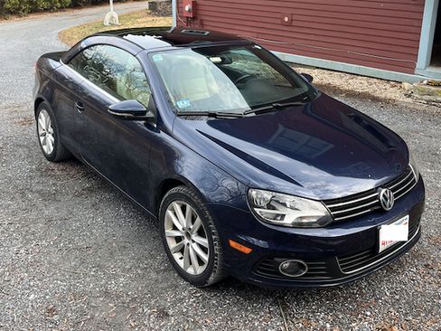 Used 2012 Volkswagen Eos Komfort image 6