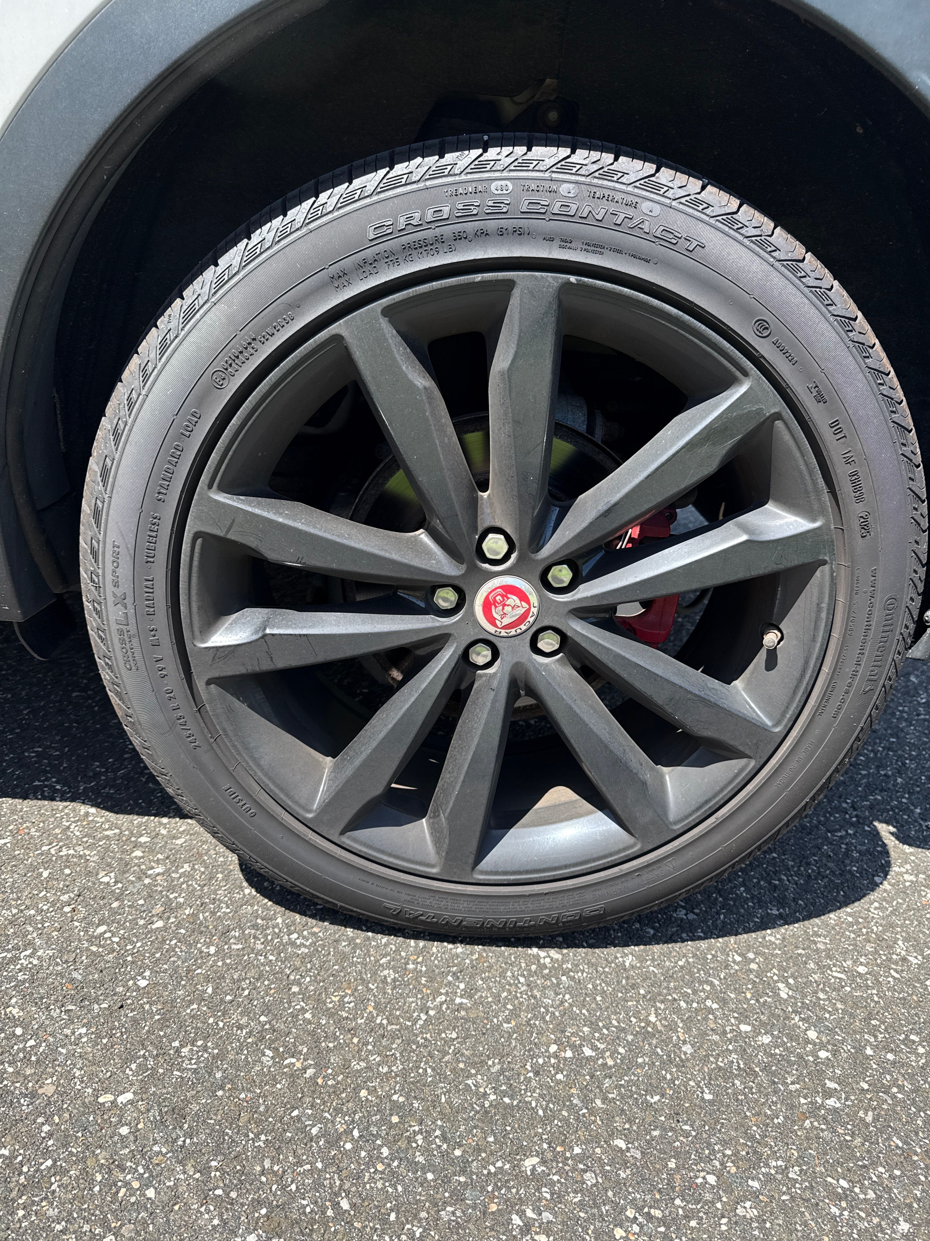 Used 2018 Jaguar E-PACE SE AWD/4WD image 5