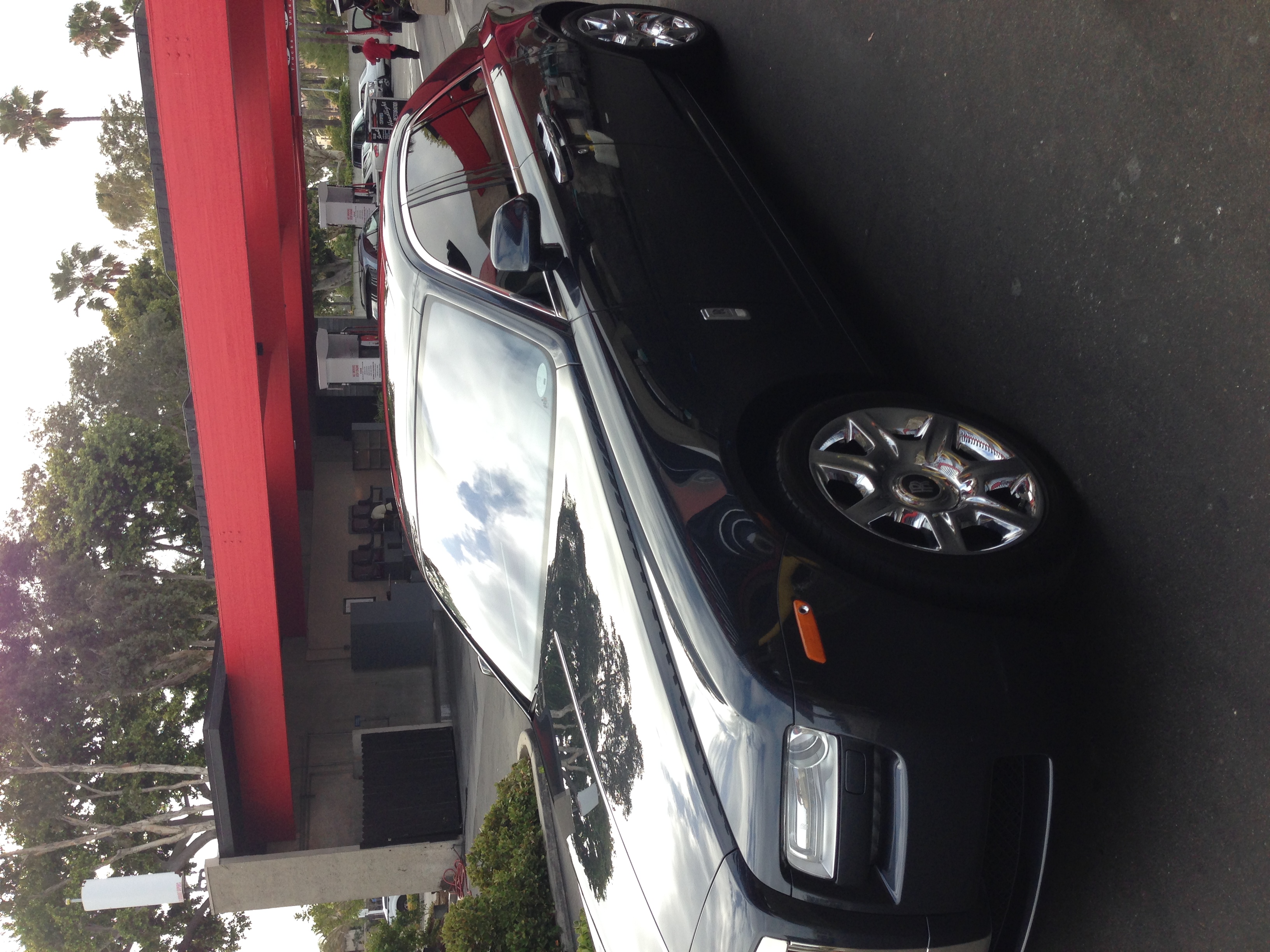 Used 2013 Rolls-Royce Ghost RWD image 2