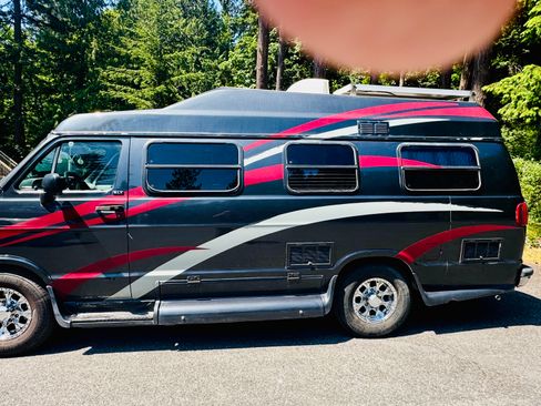 Used 1995 Dodge B3500 image 2