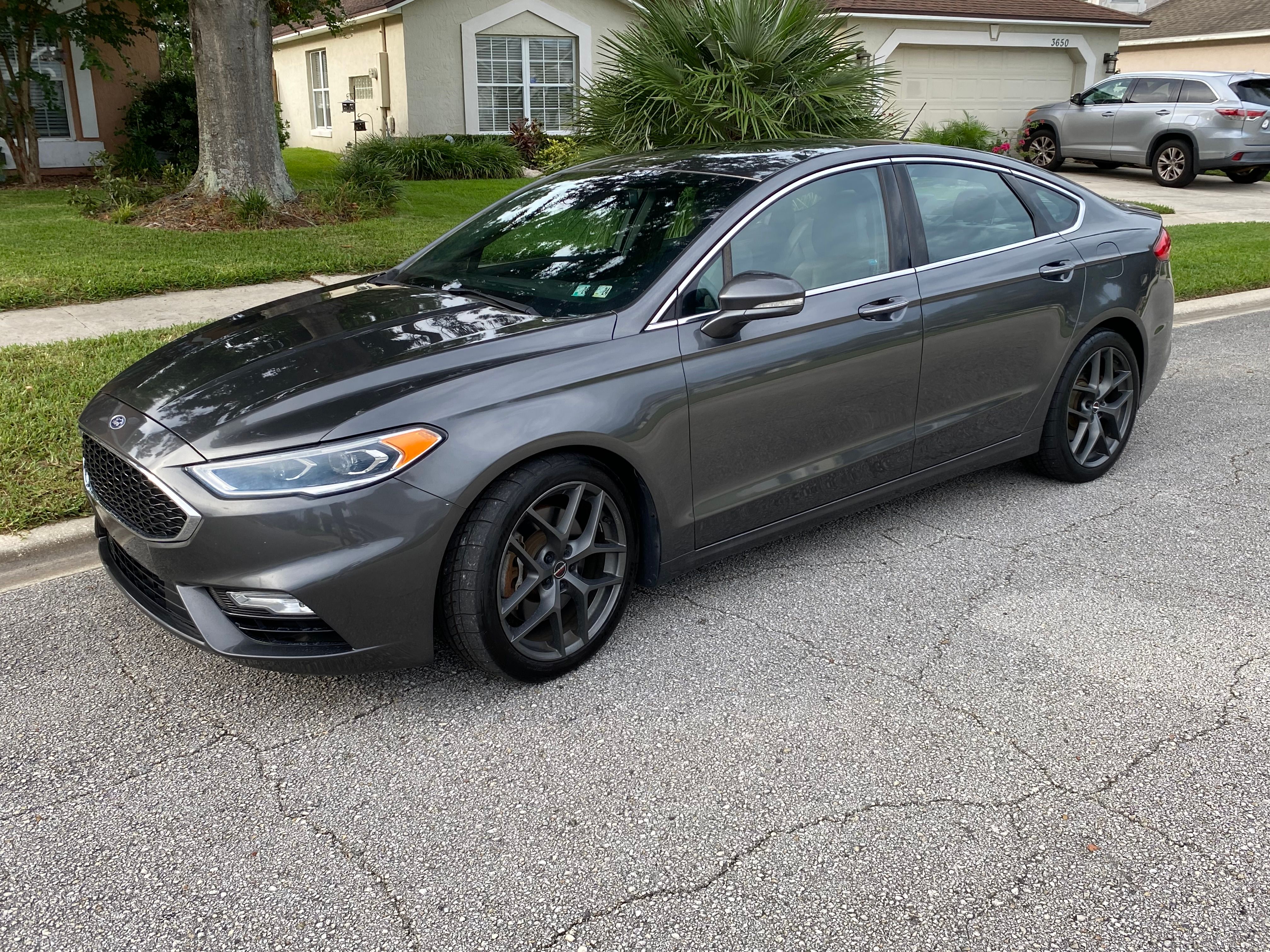Used 2018 Ford Fusion Sport w/ Equipment Group 401A AWD/4WD image 8