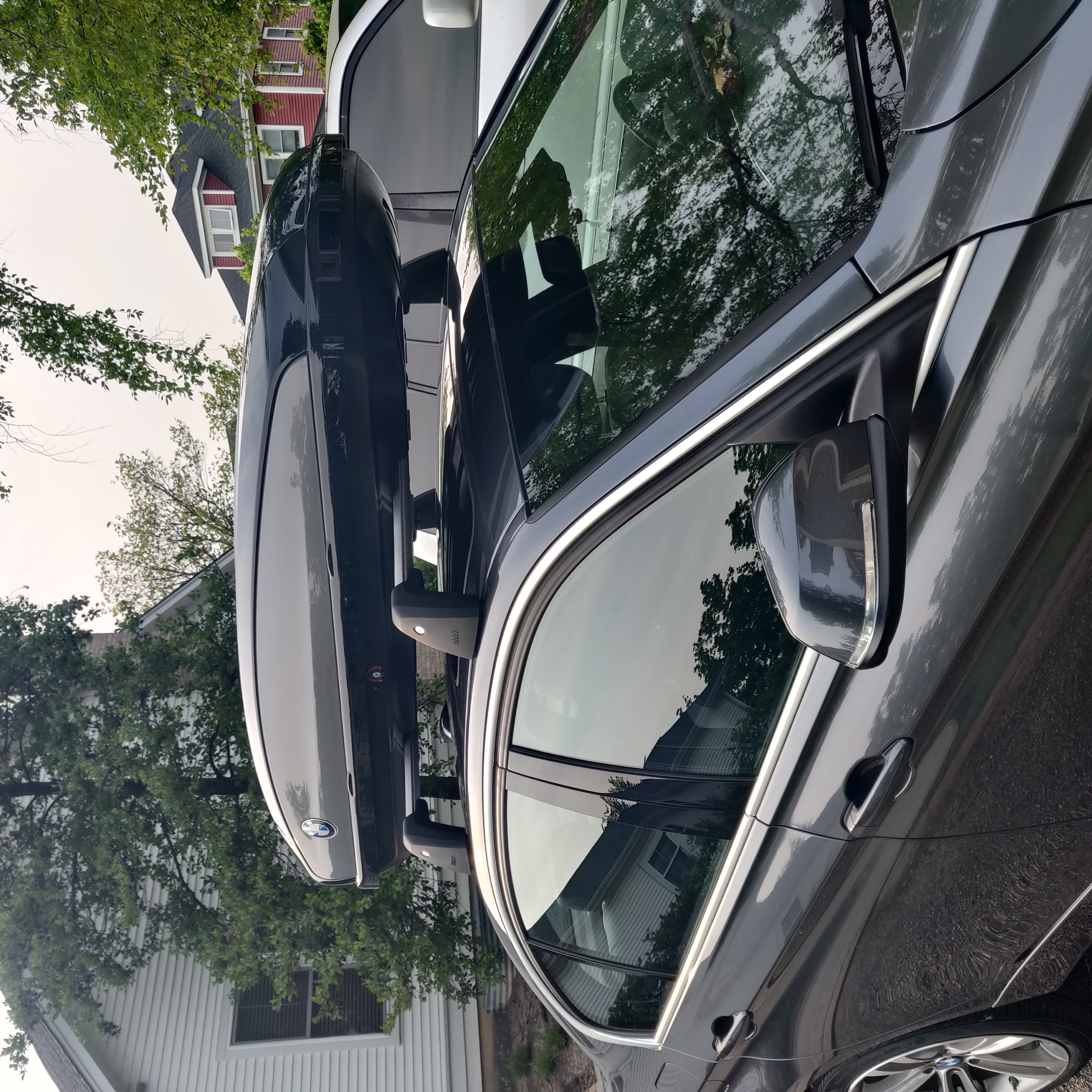 Used 2018 BMW 330i xDrive Sedan w/ Convenience Package AWD/4WD image 1