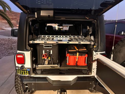 Used 2016 Jeep Wrangler Unlimited Sahara w/ Max Tow Package image 13